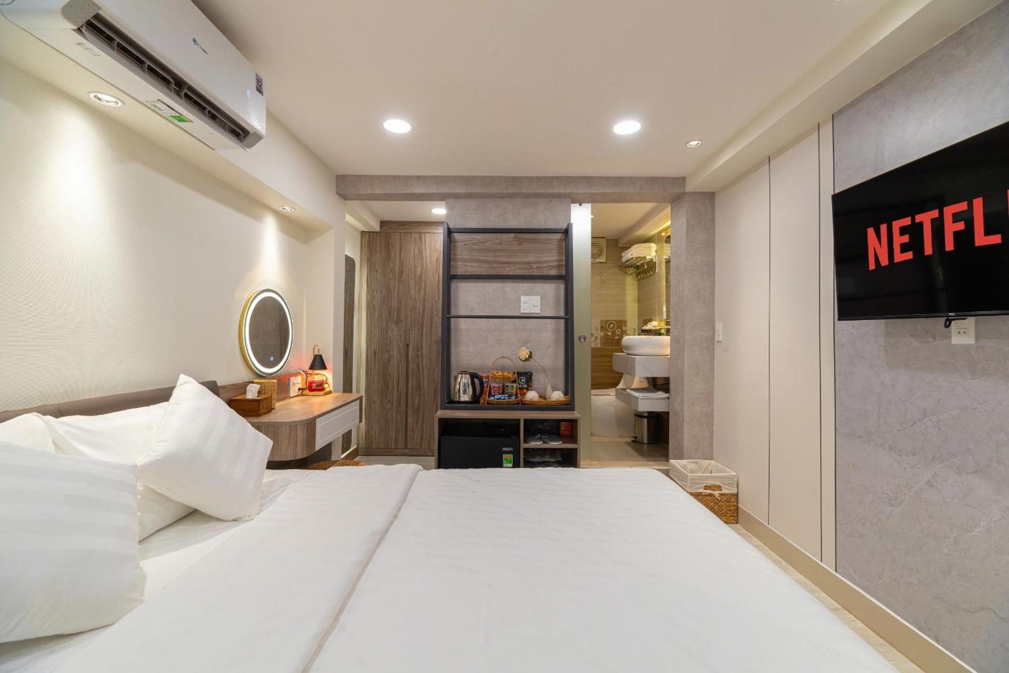 Hanhhome * Ho Chi Minh City